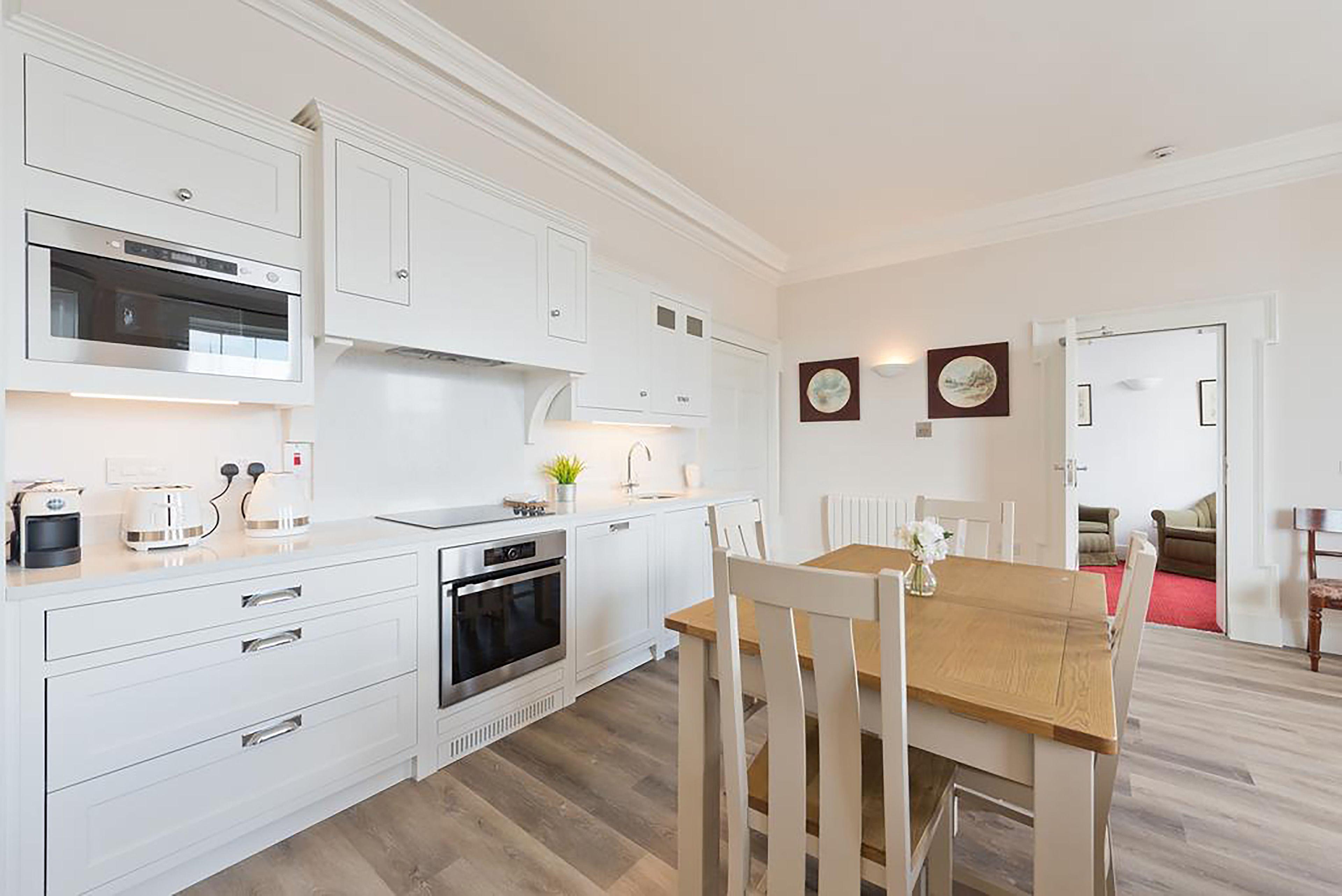 Henrietta Suites City Centre — Photos 1