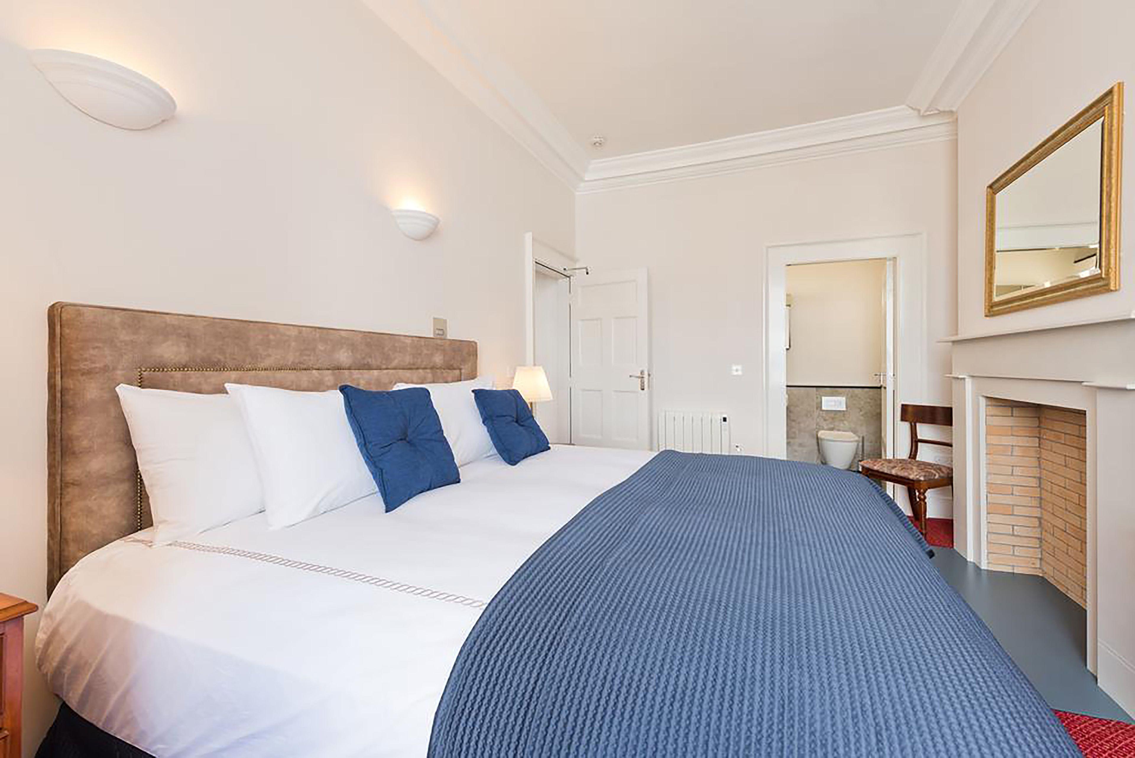 Henrietta Suites City Centre — Photos 2