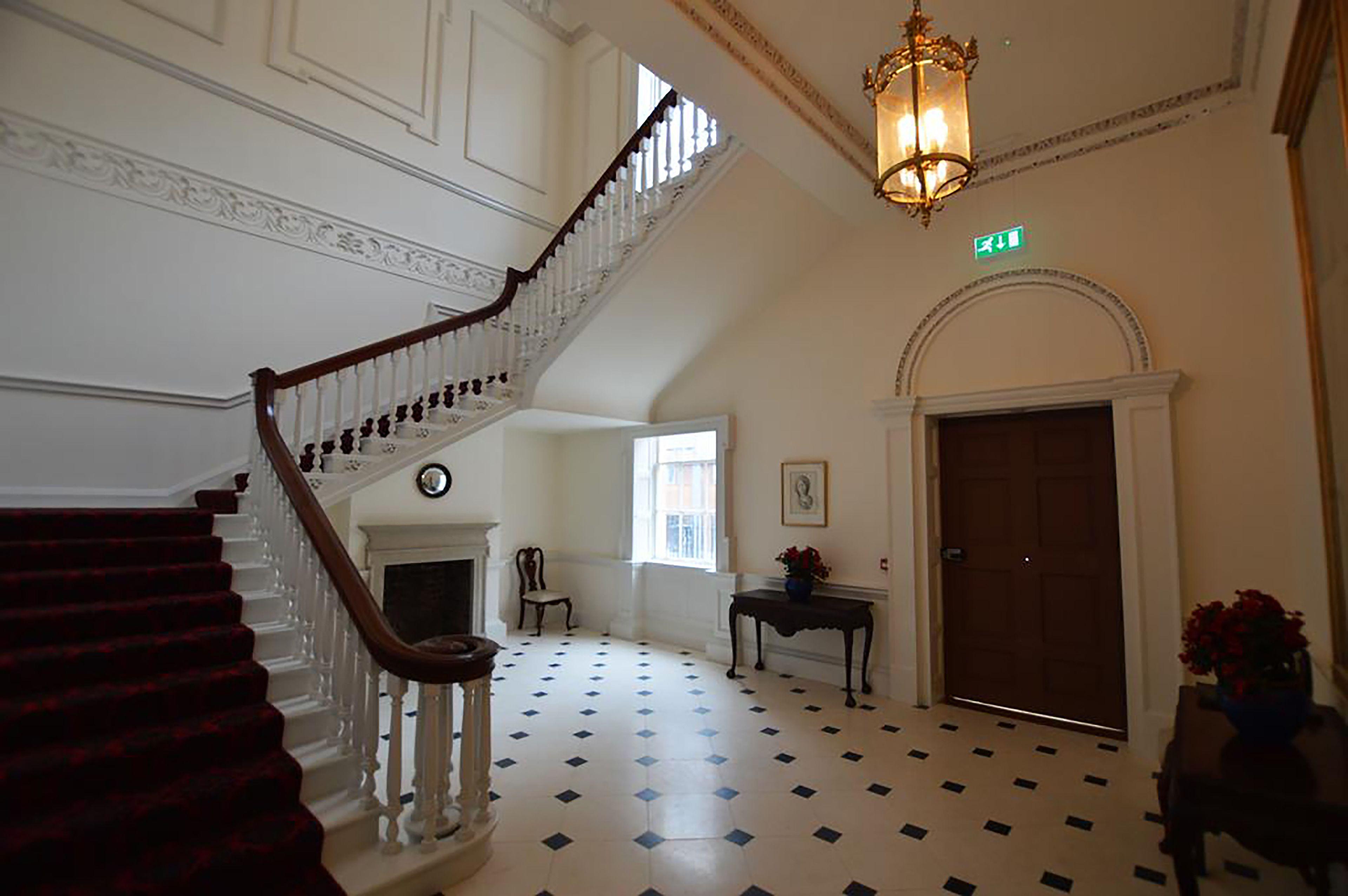 Henrietta Suites City Centre, Dublin